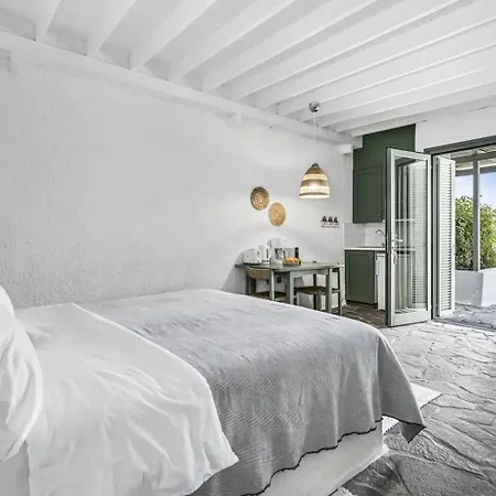 アパート Niriides