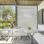 Niriides Apartment